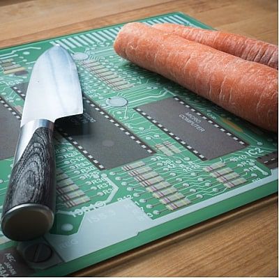 Motherboard chopping board_opt